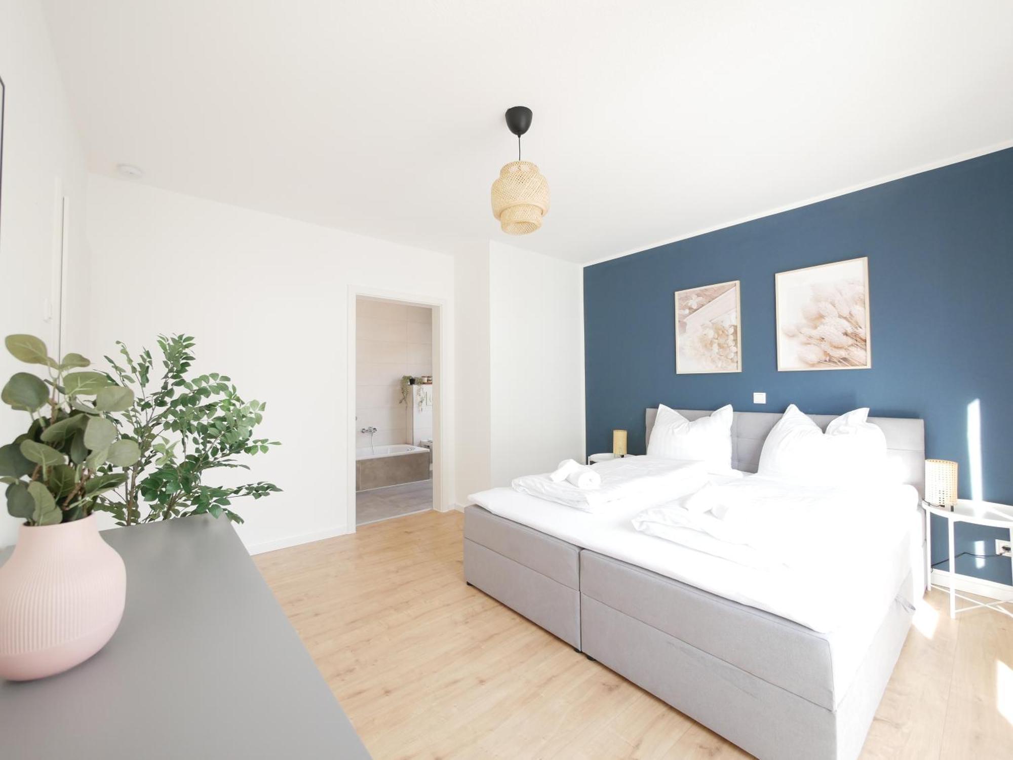 85Qm, Parkplatz, Zentral, Grosser Balkon, 2 Baeder Paderborn Buitenkant foto